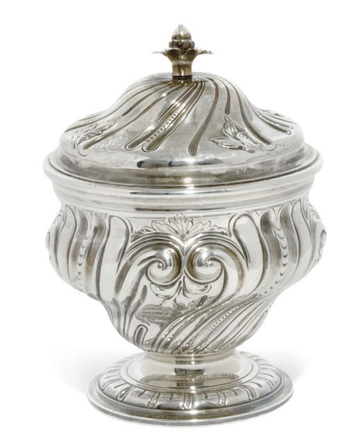 A GEORGE III SILVER MIXING BOWL