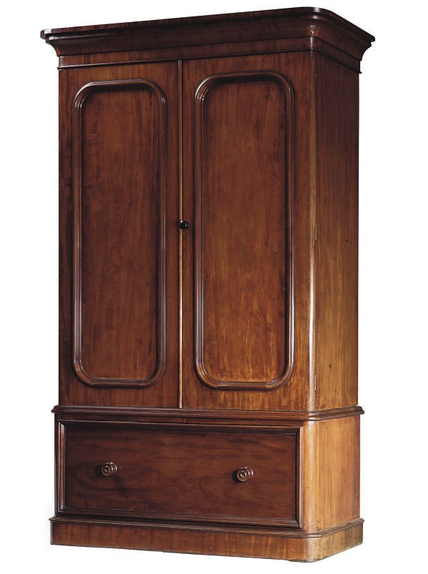 A VICTORIAN MAHOGANY DOUBLE-DOOR WARDOBE