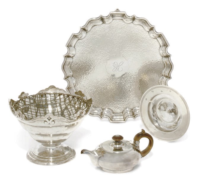 AN EDWARDIAN SILVER SALVER