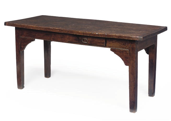 A FRENCH ELM FARMHOUSE TABLE
