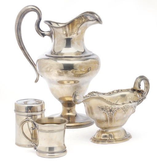 A GROUP OF AMERICAN SILVER TABLEWARES,