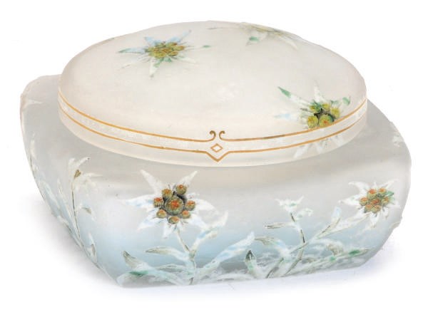 A FRENCH GLASS CAMEO GLASS BOX AND COVER ENAMELED WITH EDELWEISS,