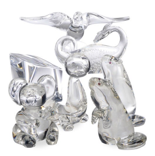 A GROUP OF AMERICAN GLASS ANIMALS,