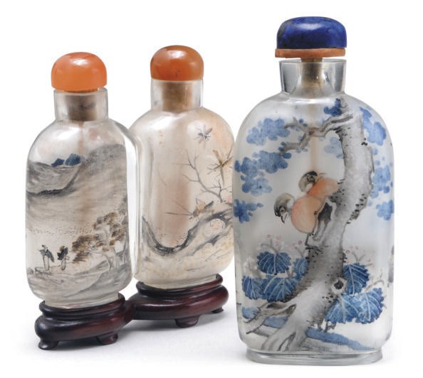 TWO CHINESE INSIDE-PAINTED GLASS SNUFF BOTTLES,