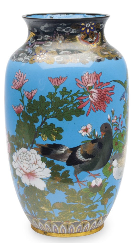 A JAPANESE CLOISONNE VASE,