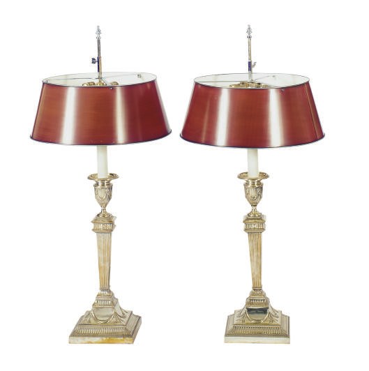A PAIR OF SILVERED-METAL COLUMNAR TABLE LAMPS,
