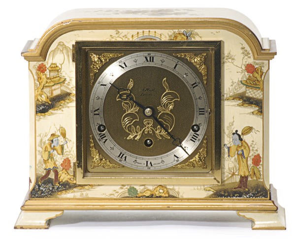 AN ENGLISH CREAM AND GILT-CHINOISERIE DECORATED MANTELCLOCK,