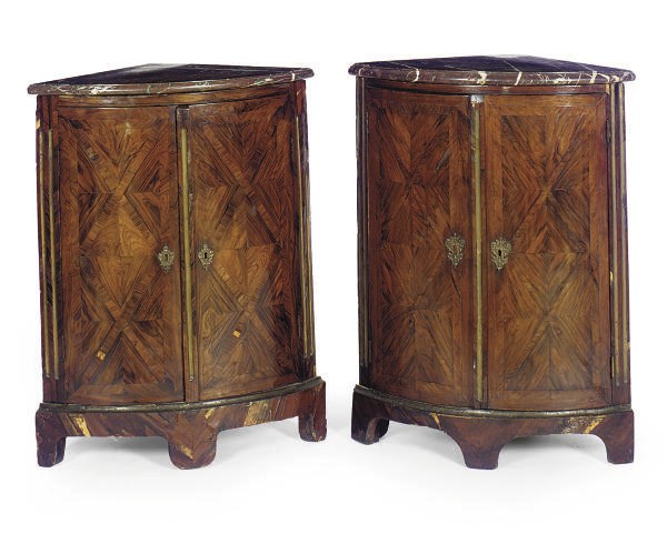 A PAIR OF REGENCE KINGWOOD AND ROSEWOOD PARQUETRY MARBLE TOP ECOIGNURES**,