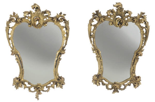 A PAIR OF ITALIAN GILTWOOD MIRRORS,