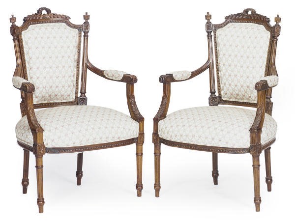 A PAIR OF FRENCH WALNUT AND UPHOLSTERED FAUTEUILS,