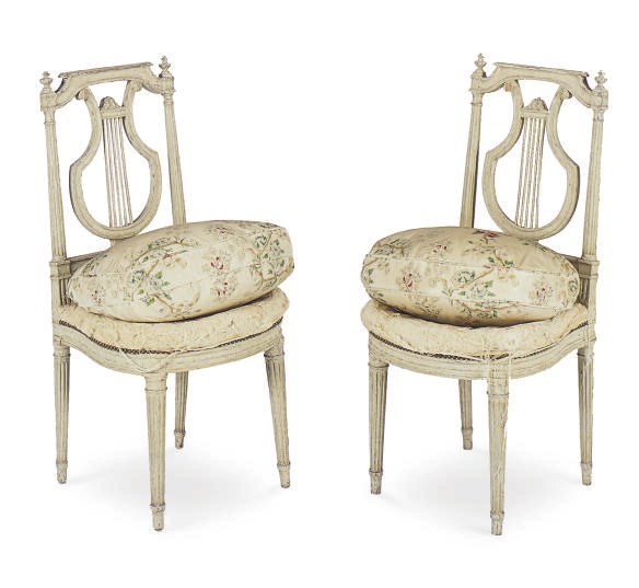 A PAIR OF LOUIS XVI GRAY-PAINTED LYRE-BACKED CHAISES,