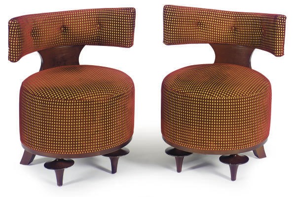 A SET OF FOUR BEECHWOOD AND VELVET-UPHOLSTERED LOUNGE CHAIRS,