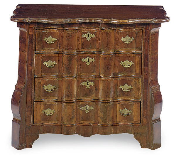 A DUTCH WALNUT AND MAHOGANY SERPENTINE CHEST OF DRAWERS,