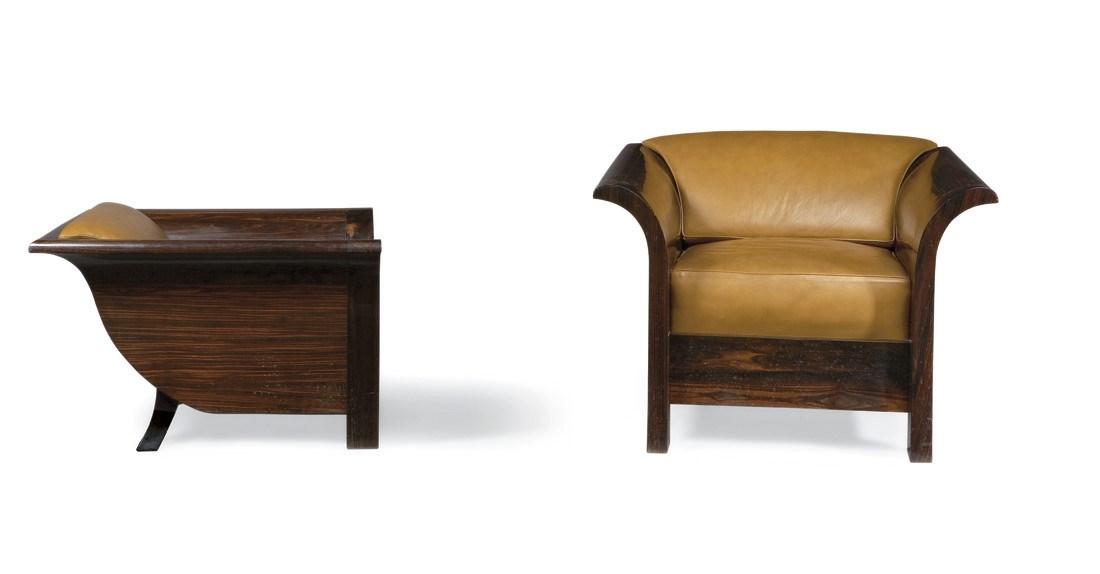 PAIRE DE FAUTEUILS, VERS 1930