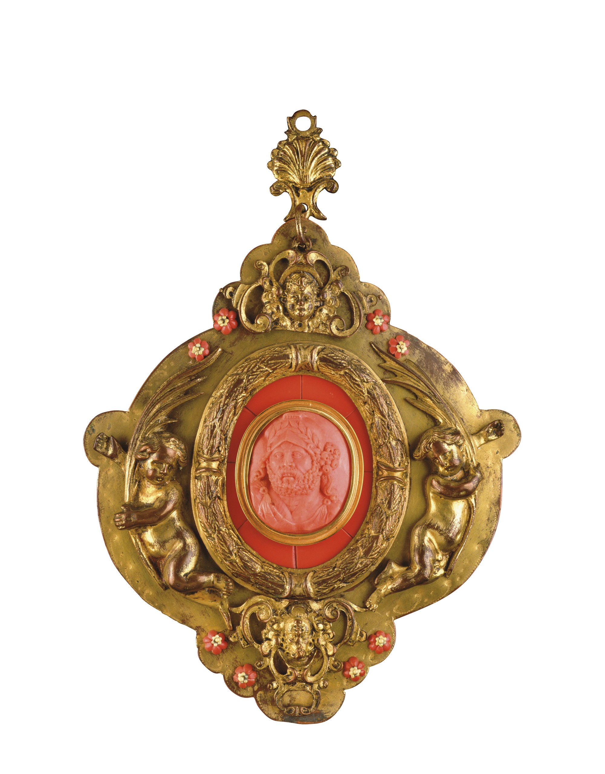 CAMEE OVALE EN CORAIL SCULPTE REPRESENTANT UN BUSTE DE GUERRIER VICTORIEUX
