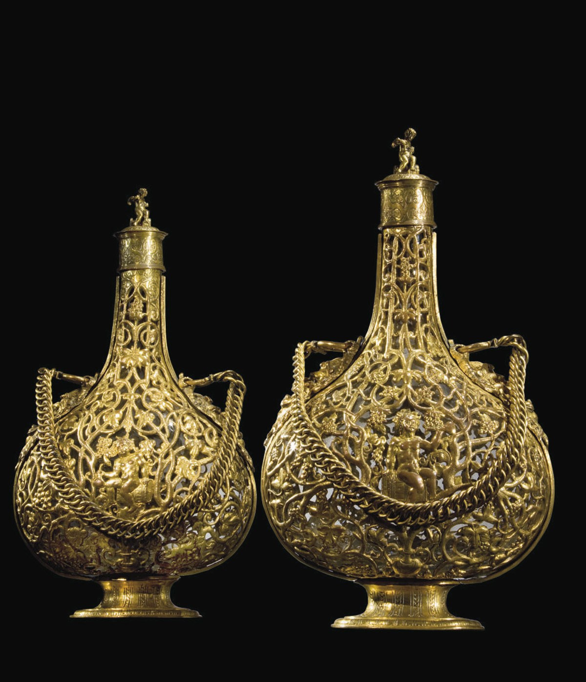 PAIRE DE GOURDES DE PELERIN EN CUIVRE DORE ET VERRE