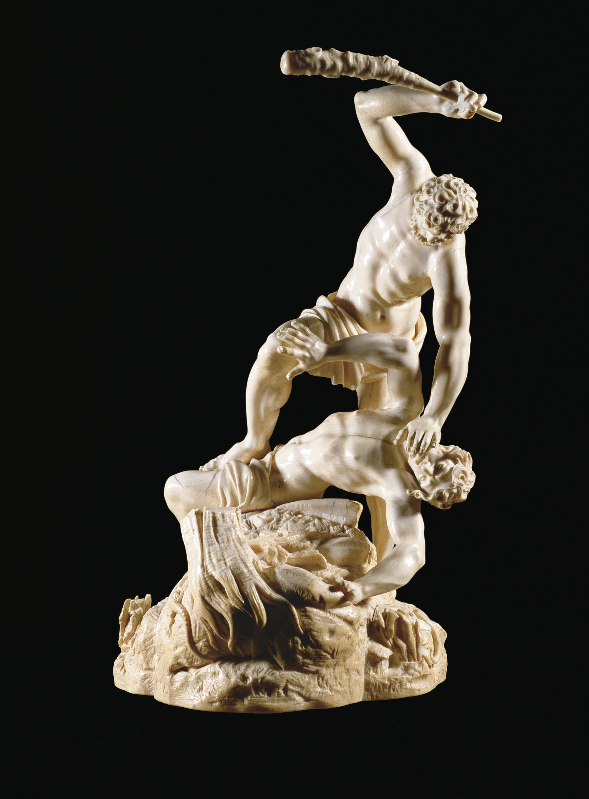 GROUPE EN IVOIRE SCULPTE REPRESENTANT CAIN ET ABEL