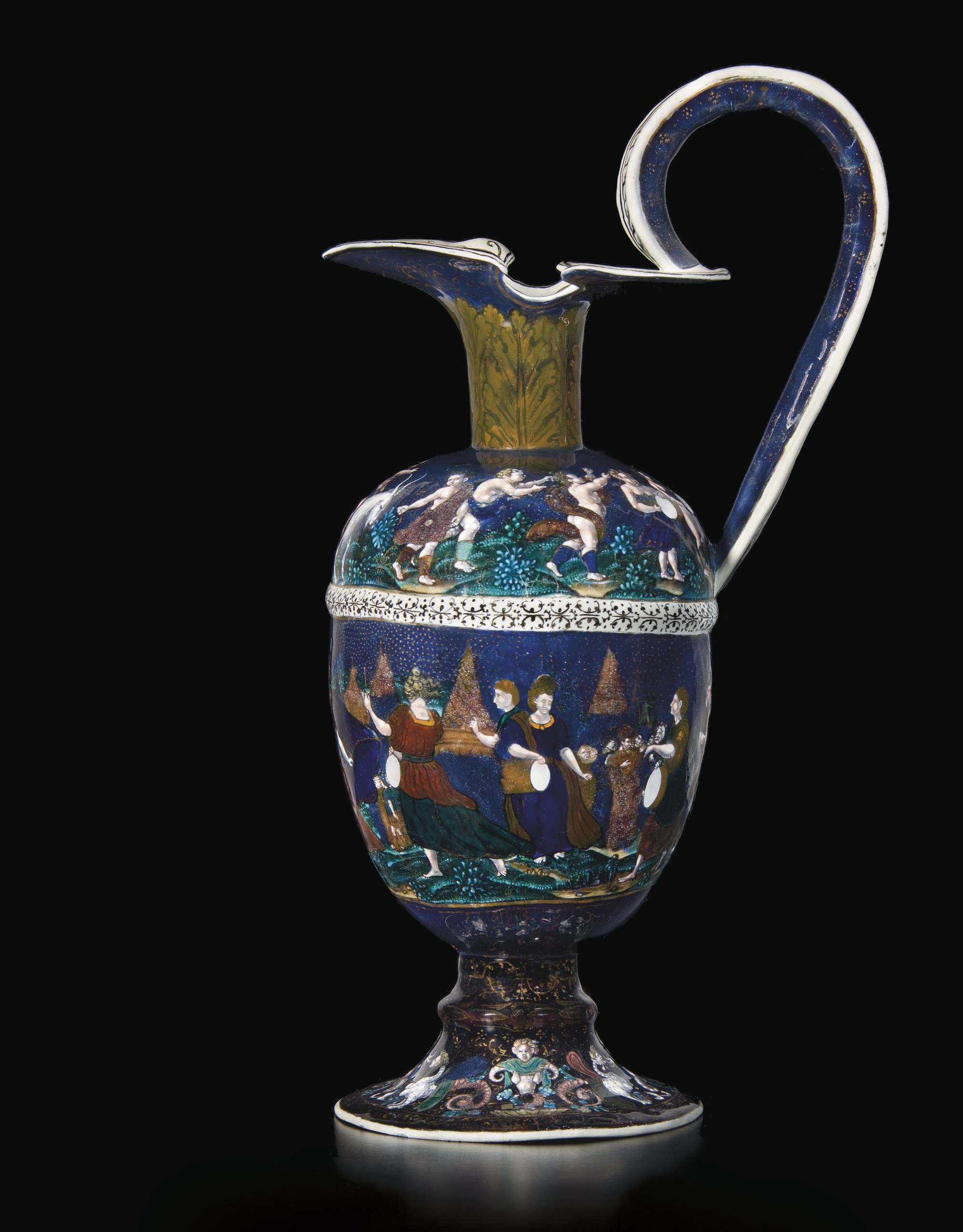 AIGUIERE EN EMAIL PEINT POLYCHROME A REHAUTS D'OR REPRESENTANT LA DESTRUCTION DE L'ARMEE DU PHARAON