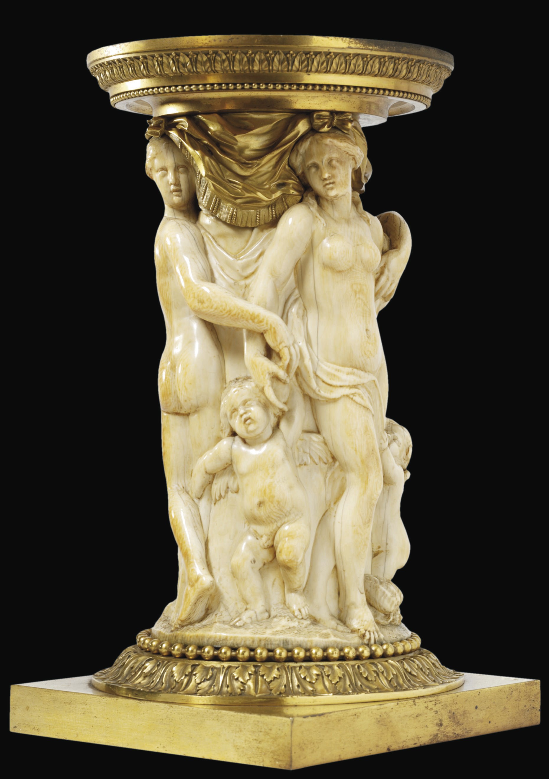 PANSE DE CHOPE REPRESENTANT LES TROIS GRACES