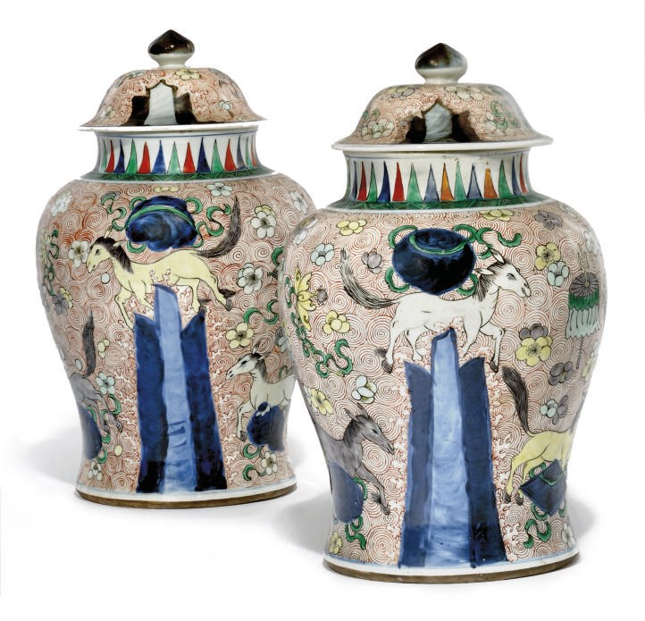 A PAIR OF CHINESE WUCAI BALUSTER JARS AND COVERS