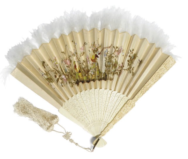 A CANTONESE IVORY FAN AND FITTED WOOD BOX