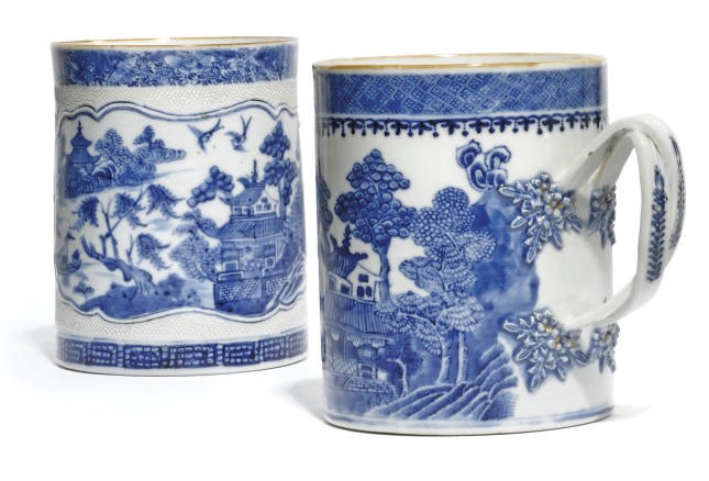 TWO CHINESE EXPORT BLUE AND WHITE TANKARDS