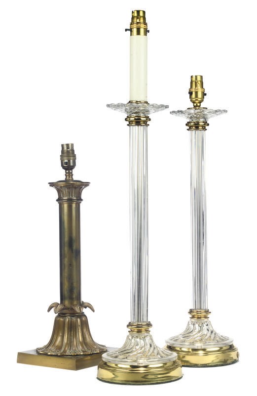 A PAIR OF GLASS AND BRASS TABLE LAMPS