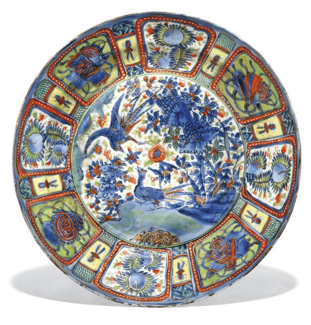 A CHINESE CLOBBERED KRAAK BOWL