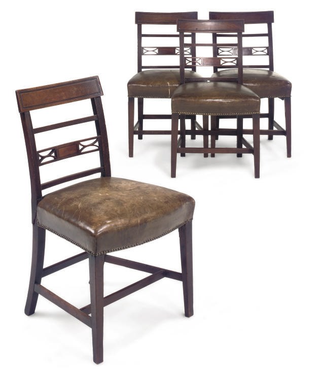 A SET OF FOUR REGENCY MAHOGANY DINING CHAIRS