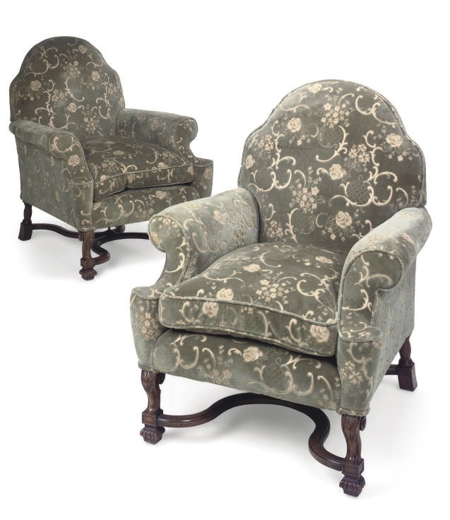 A PAIR OF FRENCH WALNUT ARMCHAIRS