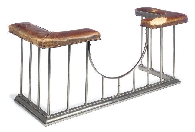 AN EDWARDIAN STEEL CLUB FENDER