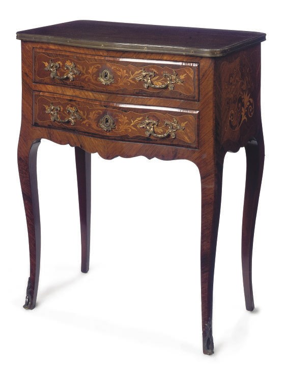 A FRENCH ROSEWOOD, KINGWOOD AND MARQUETRY SERPENTINE COMMODE