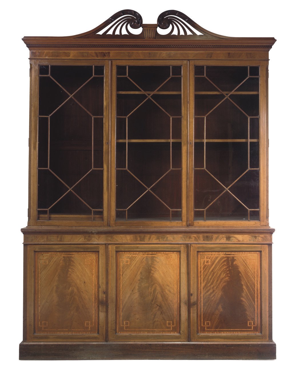 AN EDWARDIAN MAHOGANY SATINWOOD CROSSBANDED AND CHEQUER LINE-INLAID BOOKCASE