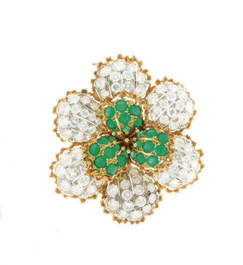 A DIAMOND, EMERALD AND 18K GOLD BROOCH, BY BUCCELLATI
