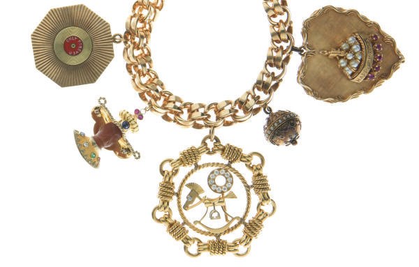 A GROUP OF MULTI-GEM AND GOLD JEWELRY