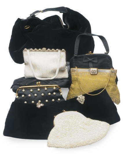 A GROUP OF EIGHT EVENING BAGS,