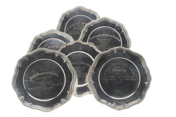 AN ASSEMBLED SET OF SIX AMERICAN SILVER SERVICE PLATES,
