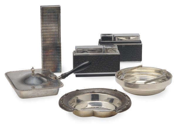 A GROUP OF SMOKING ACCESSORIES,