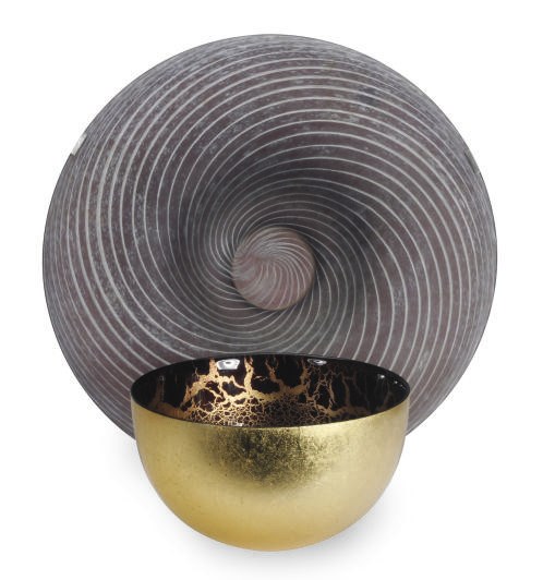 A GROUP OF CONTEMPORARY ITALIAN GLASS BOWLS AND DISHES,