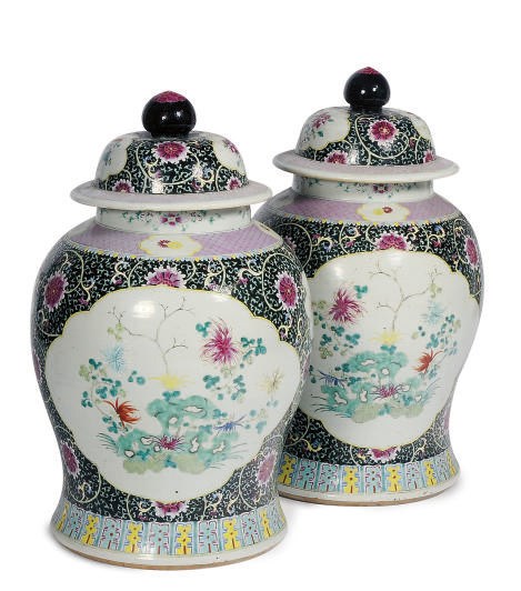A PAIR OF LARGE CHINESE PORCELAIN FAMILLE ROSE JARS AND COVERS,