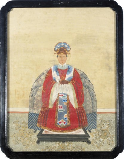 A PAIR OF ANCESTORAL PORTRAIT PAINTINGS,