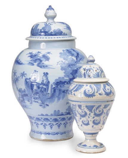 THREE CONTINENTAL FAYENCE BLUE AND WHITE TABLE WARES,