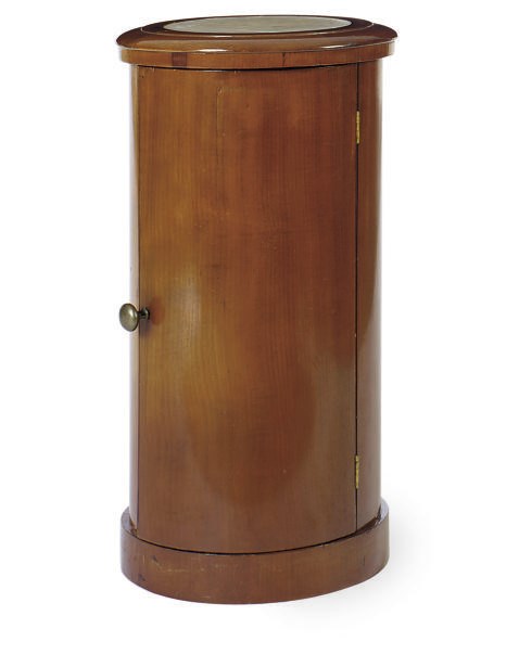A FRENCH MAHOGANY AND MARBLE-TOP POT CUPBOARD,