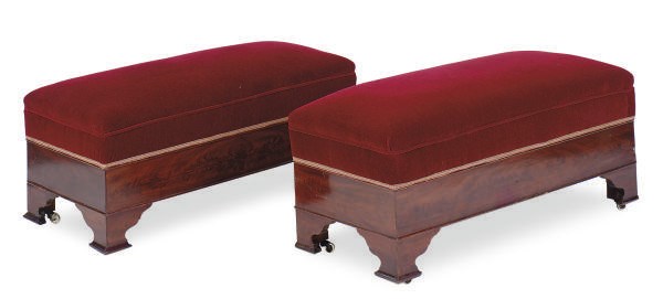 A PAIR OF AMERICAN EMPIRE MAHOGANY WINDOW BENCHES,