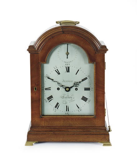 AN ENGLISH MAHOGANY BRACKET CLOCK,