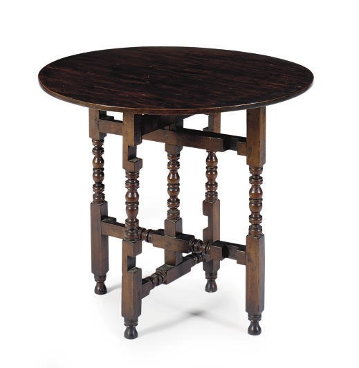A MAPLE GATE-LEG TABLE,