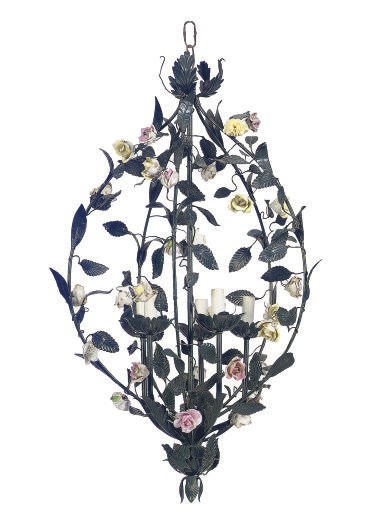 AN ENAMELED METAL AND PORCELAIN FIVE-LIGHT CHANDELIER,