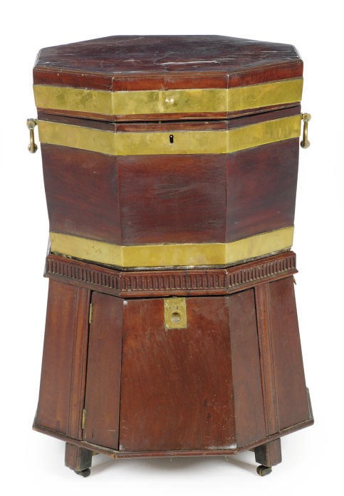 A GEORGE III BRASS-BOUND MAHOGANY OCTAGONAL CELLARETTE,