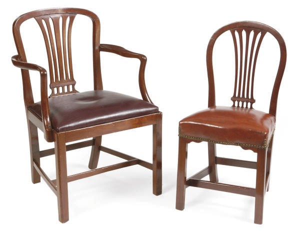 A MATCHED SET OF FIVE MAHOGANY DINING CHAIRS,