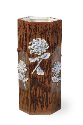 A POLYCHROME-GLAZED CERAMIC UMBRELLA STAND,